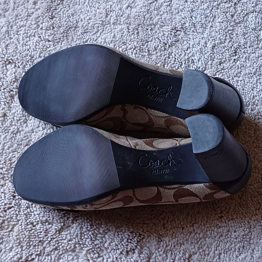 COACH Shoes - Picture 5 of 6